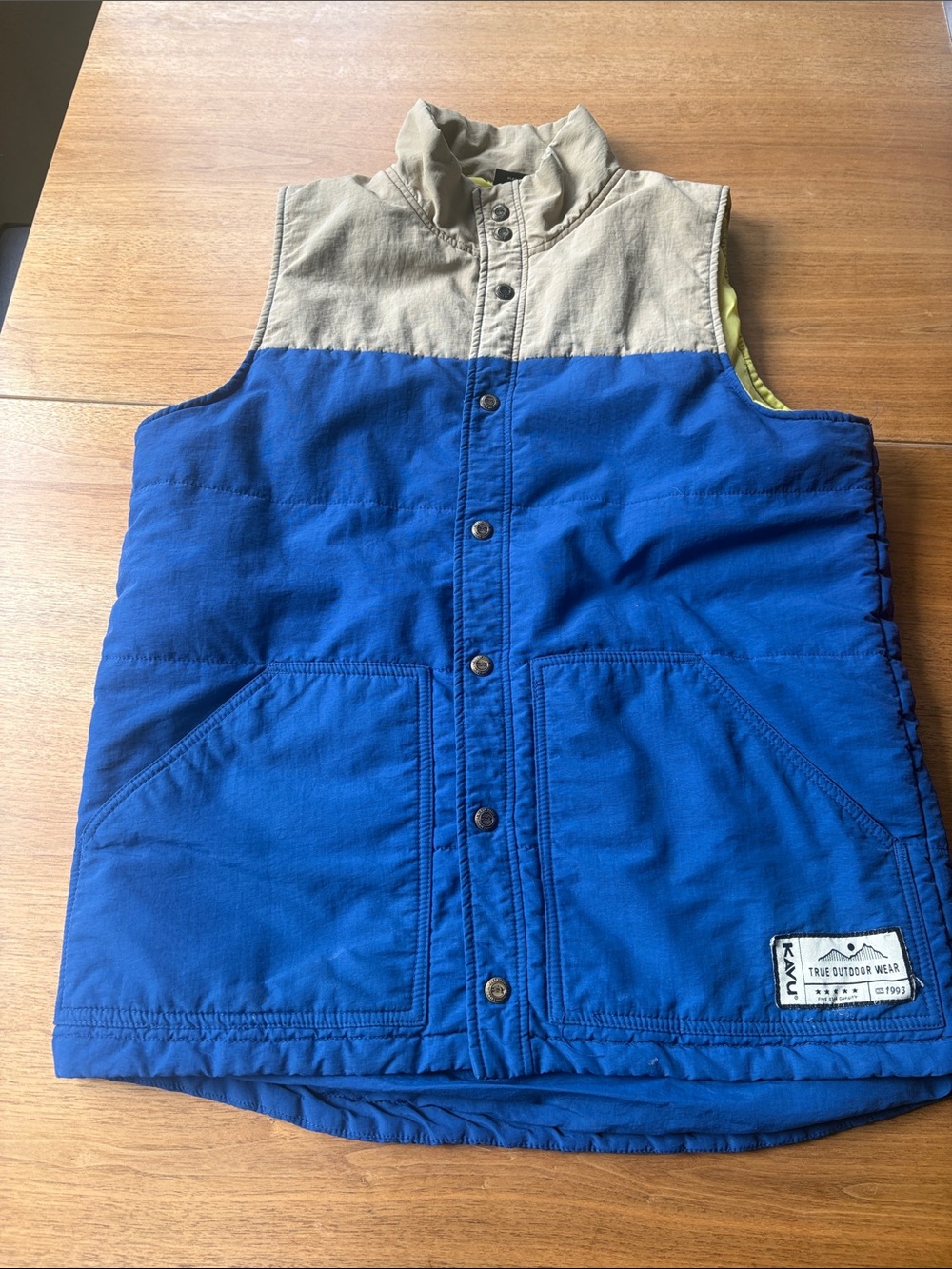 Kavu Blue and Tan Quilted Men’s Vest